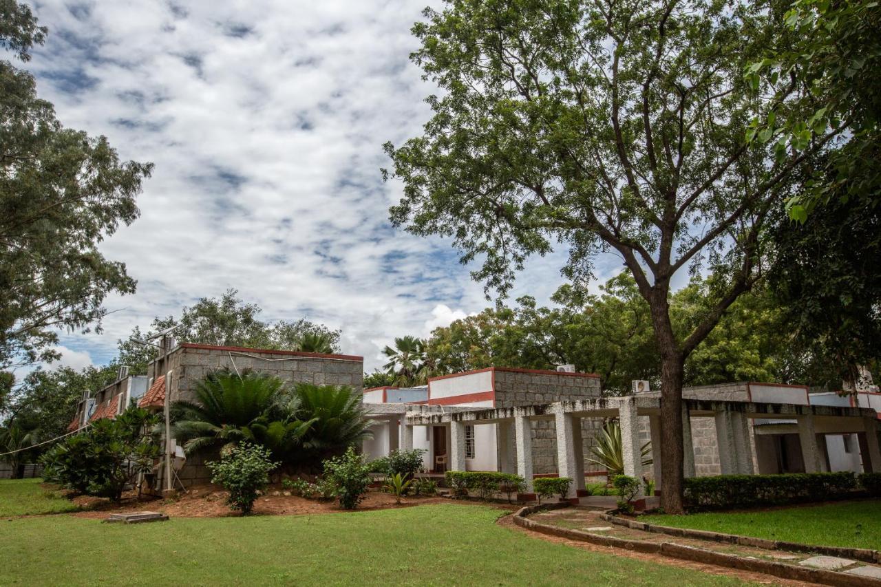 Kstdc Hotel Mayura Bhuvaneshwari Kamalapur Hampi Luaran gambar