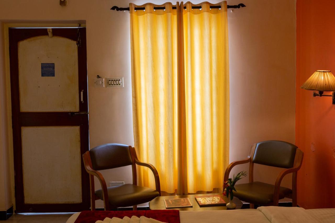 Kstdc Hotel Mayura Bhuvaneshwari Kamalapur Hampi Luaran gambar
