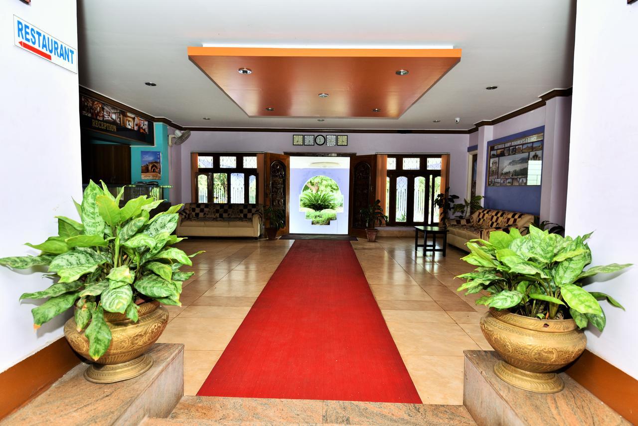Kstdc Hotel Mayura Bhuvaneshwari Kamalapur Hampi Luaran gambar